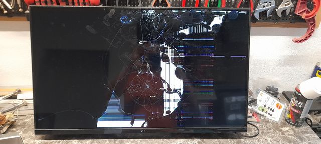 TV eSmart 32" - Com defeito