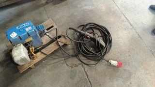 Carretillas de carga robustas. Varias unidades