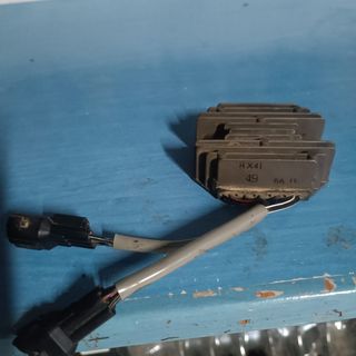 Regulador de Voltaje quad Polaris predator 500