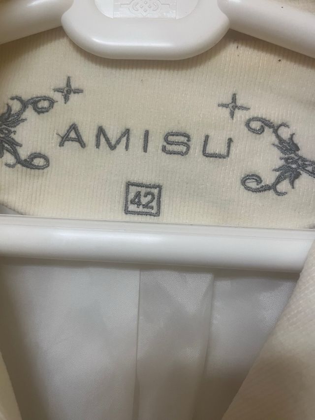 ¡SUPER OFERTA! Abrigo Amisu