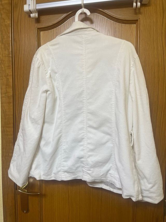 ¡SUPER OFERTA! Abrigo Amisu