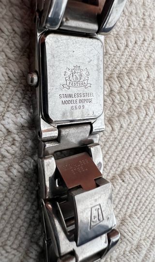 2 Relojes Mujer plateados Festina, Marcel Cluny