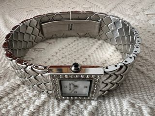 2 Relojes Mujer plateados Festina, Marcel Cluny