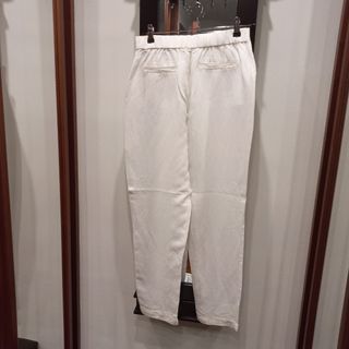Pantalon blanco vestir tela algodon fina.