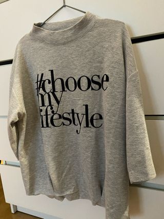 Sudadera gris #ChooseMyLifestyle