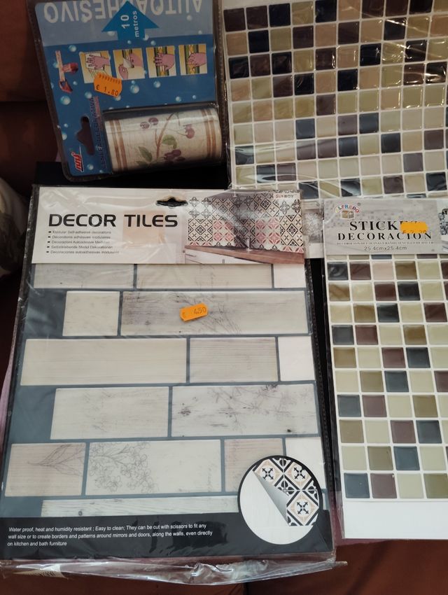 Piastrelle adesive cucina bagno Regalo.