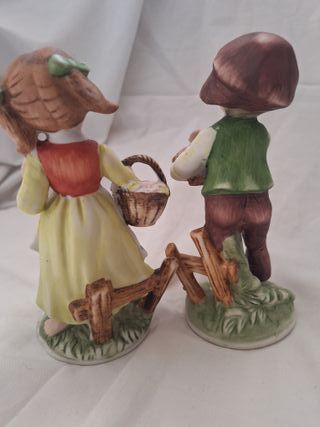 figuras de porcelana pareja de niños