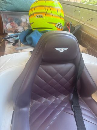 Coche eléctrico infantil Bentley con mando
