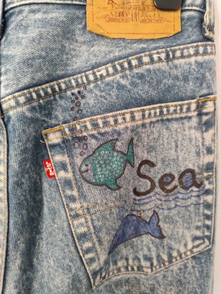 Vaqueros Levi's pintados a mano