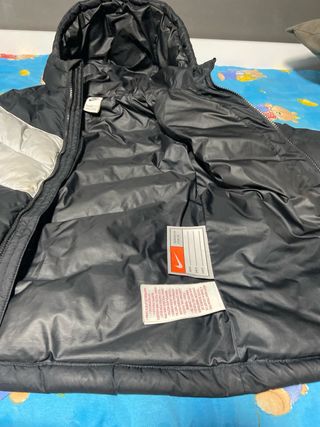 Cazadora invierno Nike negra y gris 147 158 cm