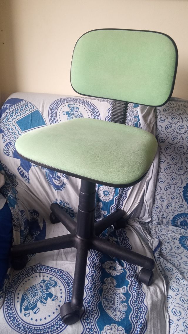 Silla estudio juvenil