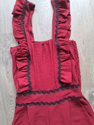 Mono rojo verano