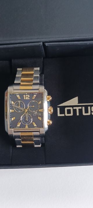 Reloj lotus