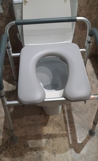 Silla WC para personas mayores