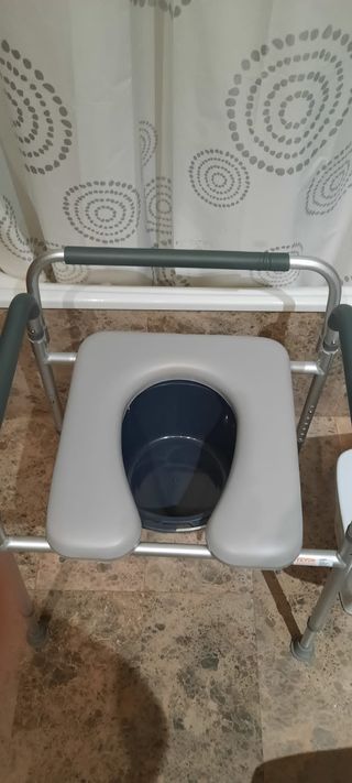 Silla WC para personas mayores