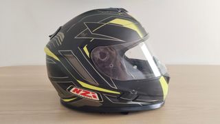 Casco de moto NZI