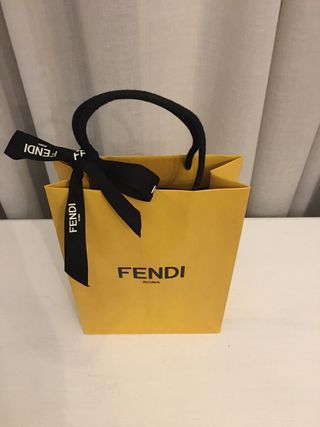 Busta Fendi con fiocco nero