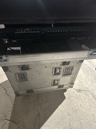 Yamaha LS9-32 Mesa de Mezclas