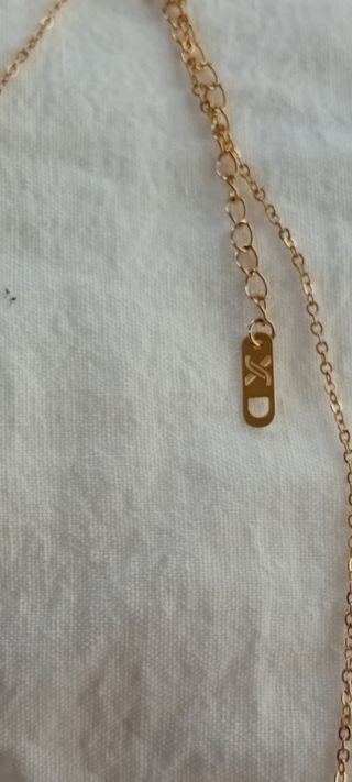 Collar con abalorios de mariposas 