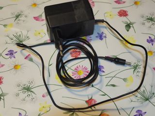 cargador keenwood th79