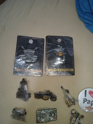 Pins Hard Rock Cafe: