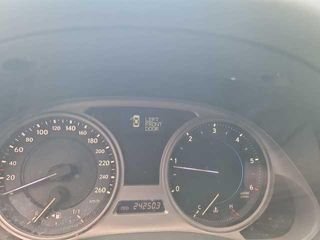 Lexus IS 220d Luxury 130 kW (177 CV)