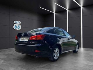 Lexus IS 220d Luxury 130 kW (177 CV)