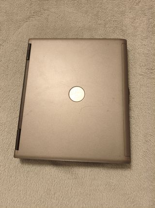 Portátil DELL Latitude D140 –Para reparar o piezas
