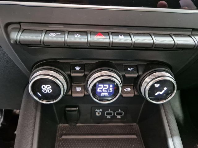 RENAULT Captur RENAULT Captur TCe GPF Zen + EDC 103kW