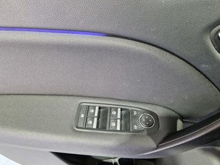 RENAULT Captur Híbrido RENAULT Captur E-TECH Híbrido Techno Fast Track 105kW