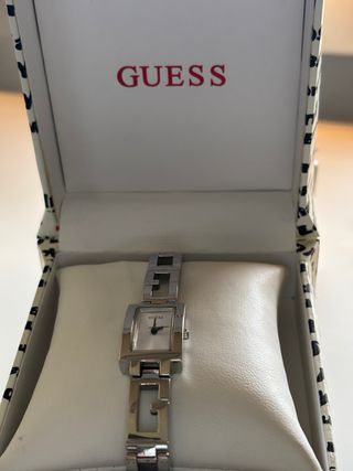 Reloj Guess nuevo
