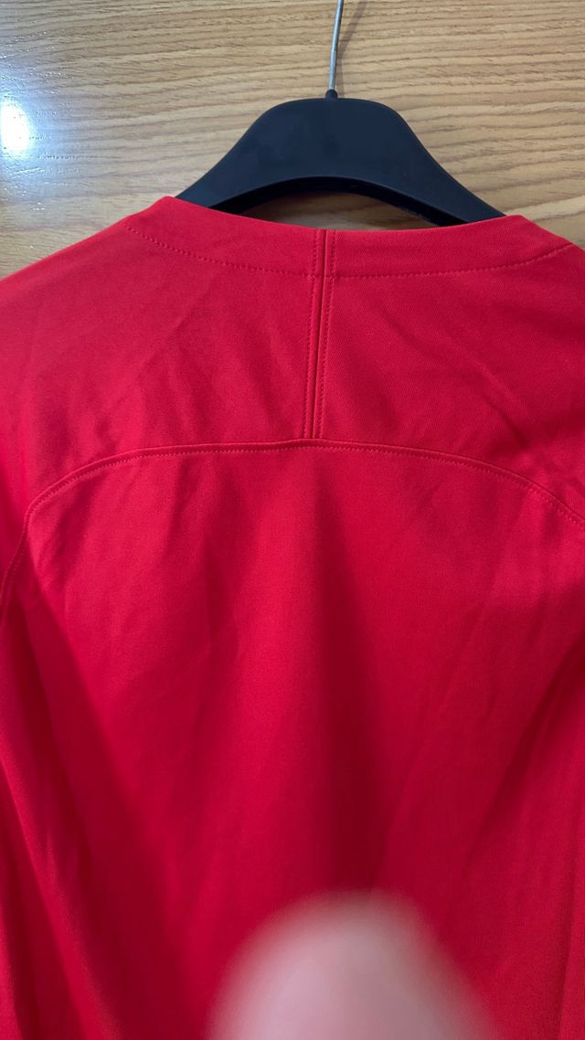 Camiseta Nike roja manga larga Talla S