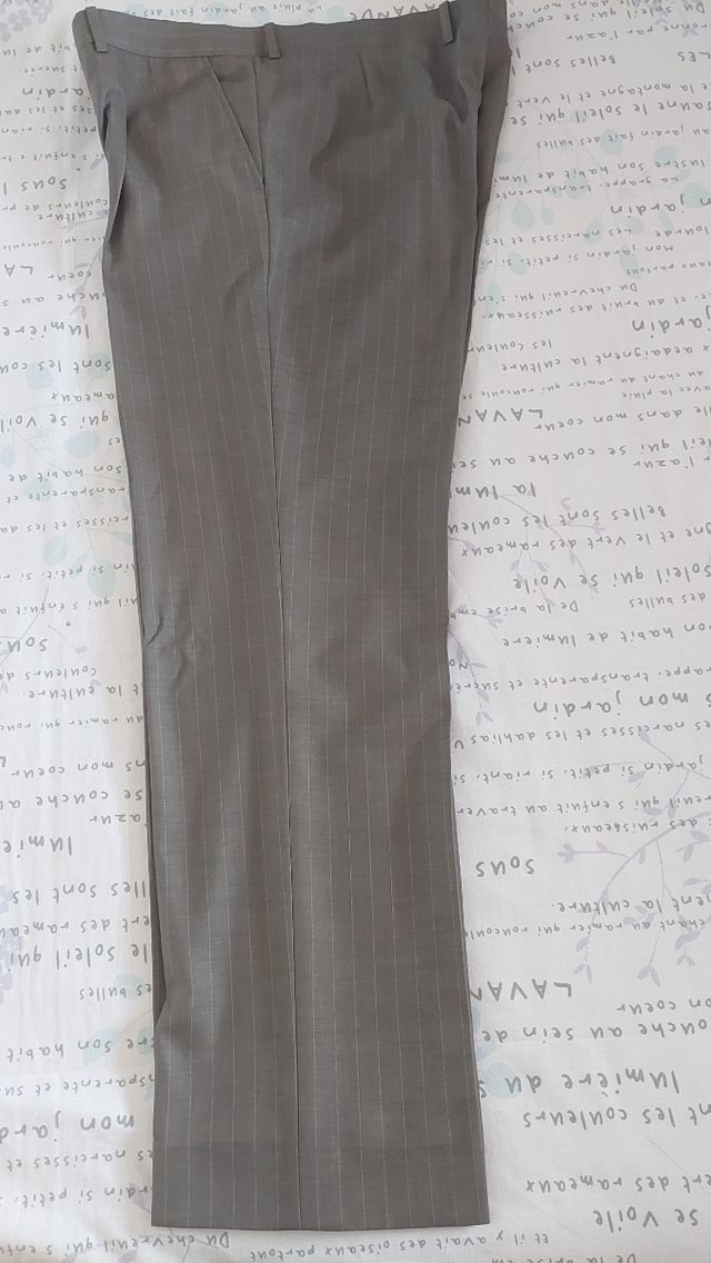 Traje gris raya diplomática verano