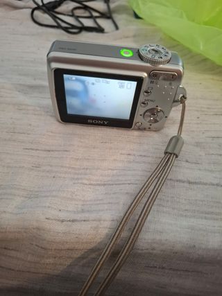 Sony 6 megapixel  leggi descrizione 