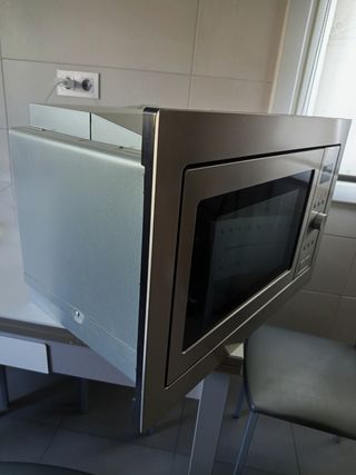 Microondas integrable Teka mwe 258 fi, leer descr.