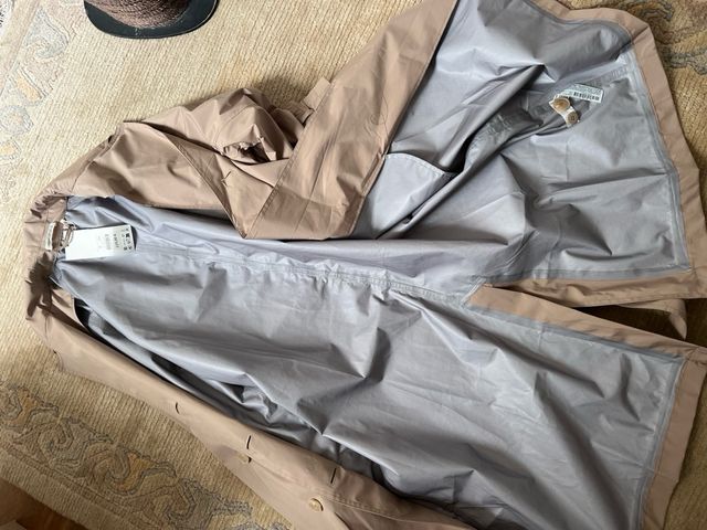 Ganardina repelnte al agua Oysho