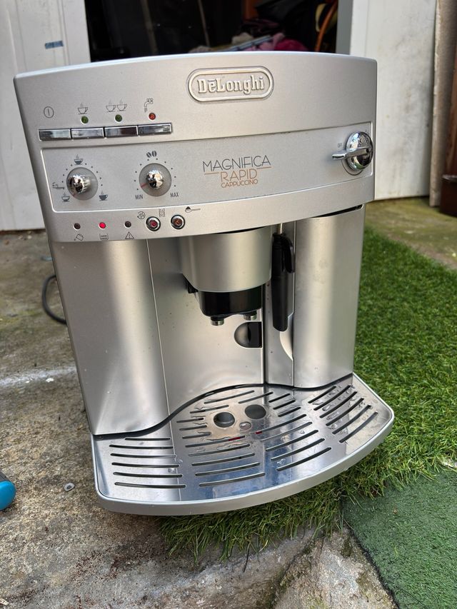 Deals Delonghi De Longhi Magnifica Rapid Cappuccino Delonghi