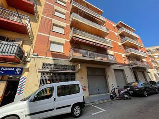 Local comercial en venta en Port - Horta de Santa María en Cambrils