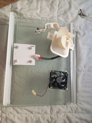 Placa  de arriba nevera Beko,modelo,RCNA406E4XB.