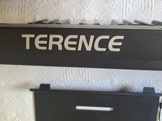 Piano digital 61 teclas semiponderadas