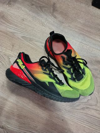 Zapatillas Fila Deportivas - rojas y verdes