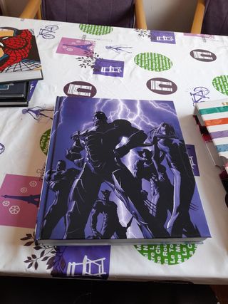 Universo MARVEL: Superhéroes - Villanos - Local...