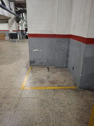 Garaje en venta en La Plana en Esplugues de Llobregat