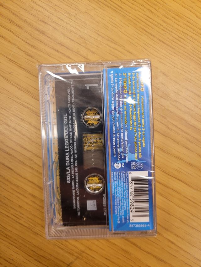 883 La dura legge del gol + Il Mondo + lo strano p