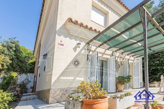 Chalet en venta en Arenys de Munt