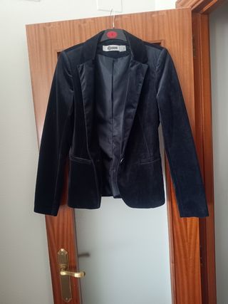 Chaqueta negra terciopelo Stradivarius - Talla S