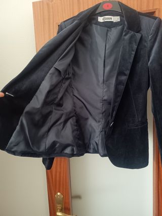 Chaqueta negra terciopelo Stradivarius - Talla S