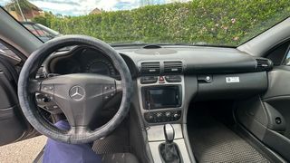 Mercedes-Benz Clase C 2003