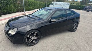 Mercedes-Benz Clase C 2003