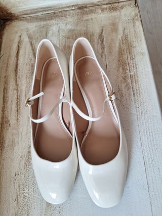 Zapato tacon charol blanco 40